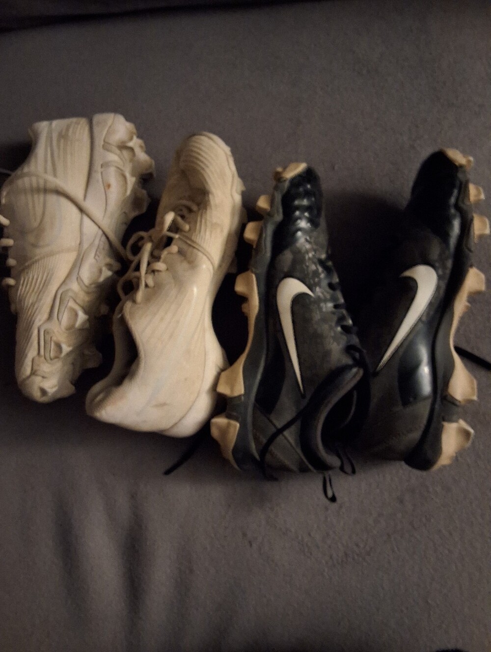 ​​Bundle of 2 Nike Fastflex Cleats - Size 7.5 - Athletic Sport Shoes